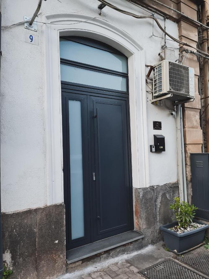 Thiago Luxury Home คาตาเนีย ภายนอก รูปภาพ