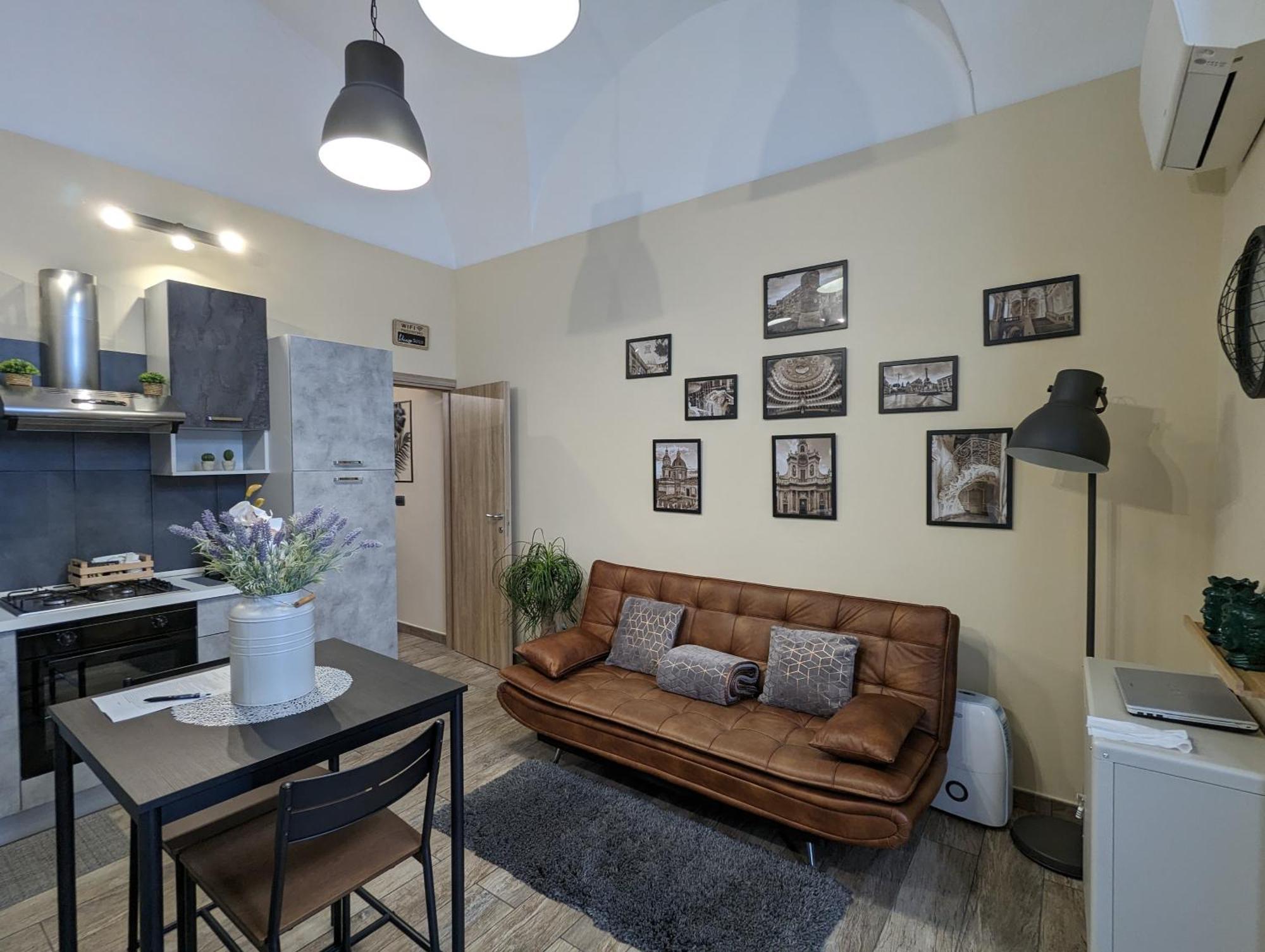 Thiago Luxury Home คาตาเนีย ภายนอก รูปภาพ